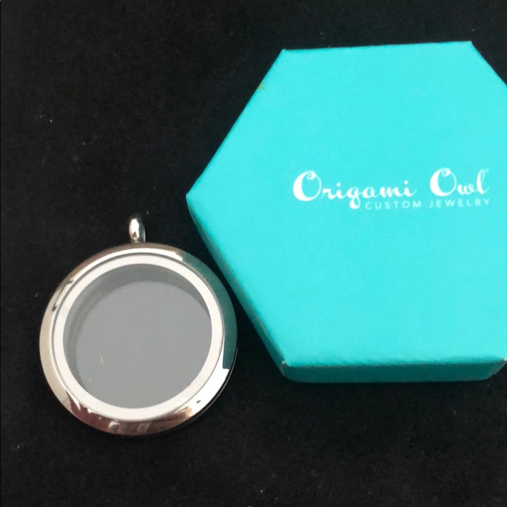 Origami Owl Large Living Locket Silver